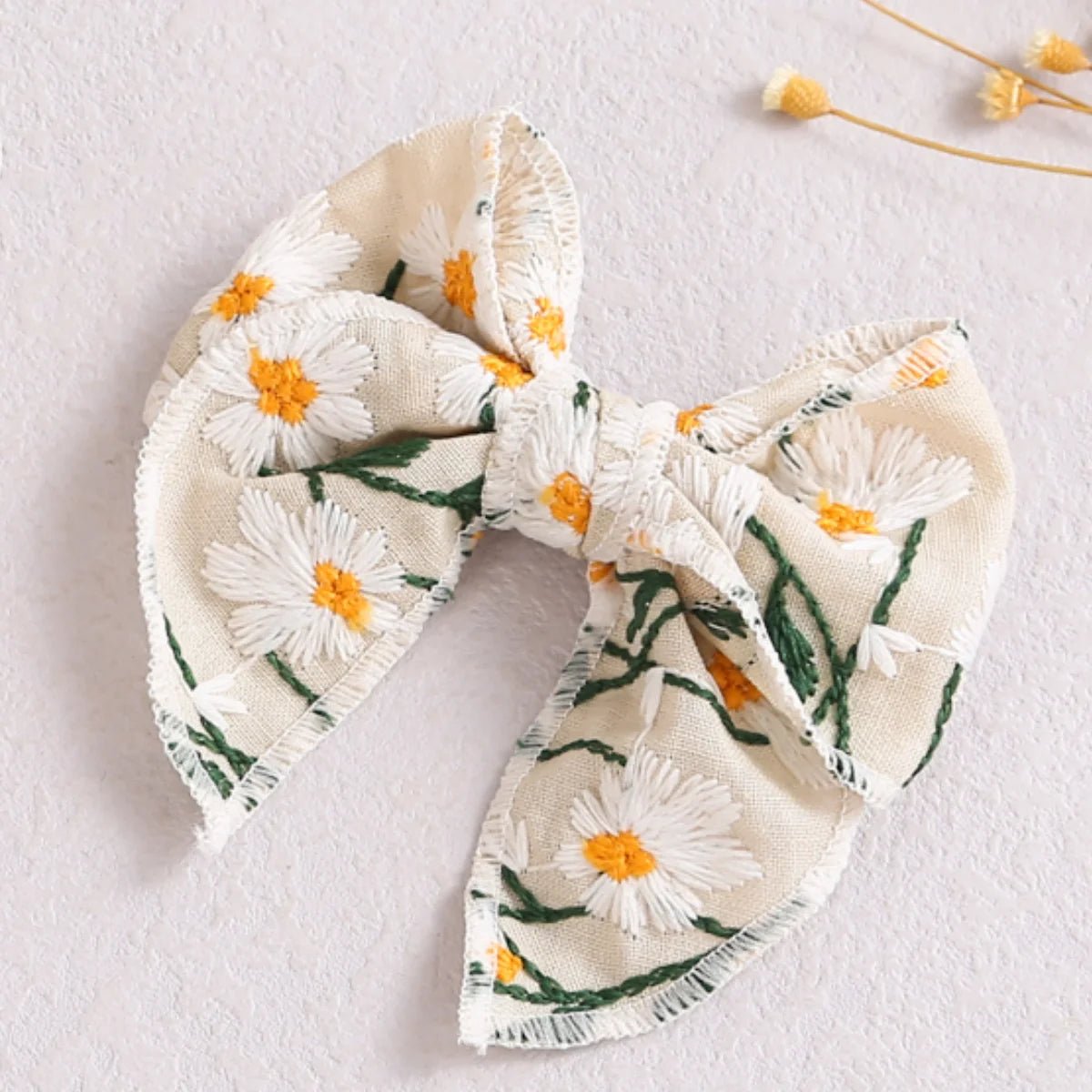 BloomBaby™ Daisy Bow Clip - Trend Vibes - 
