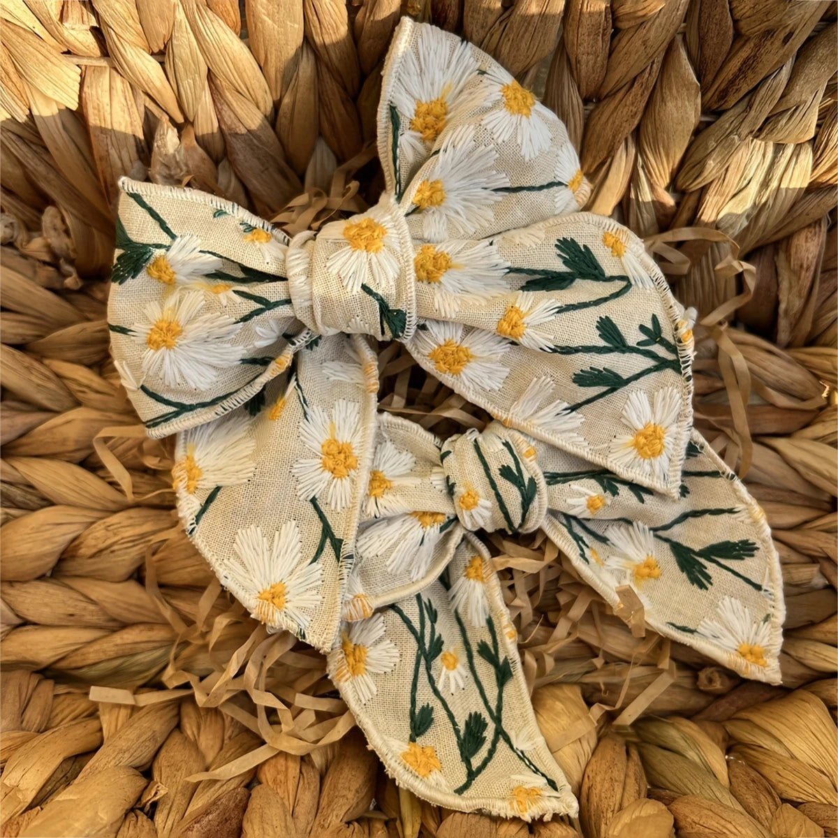 BloomBaby™ Daisy Bow Clip - Trend Vibes - 