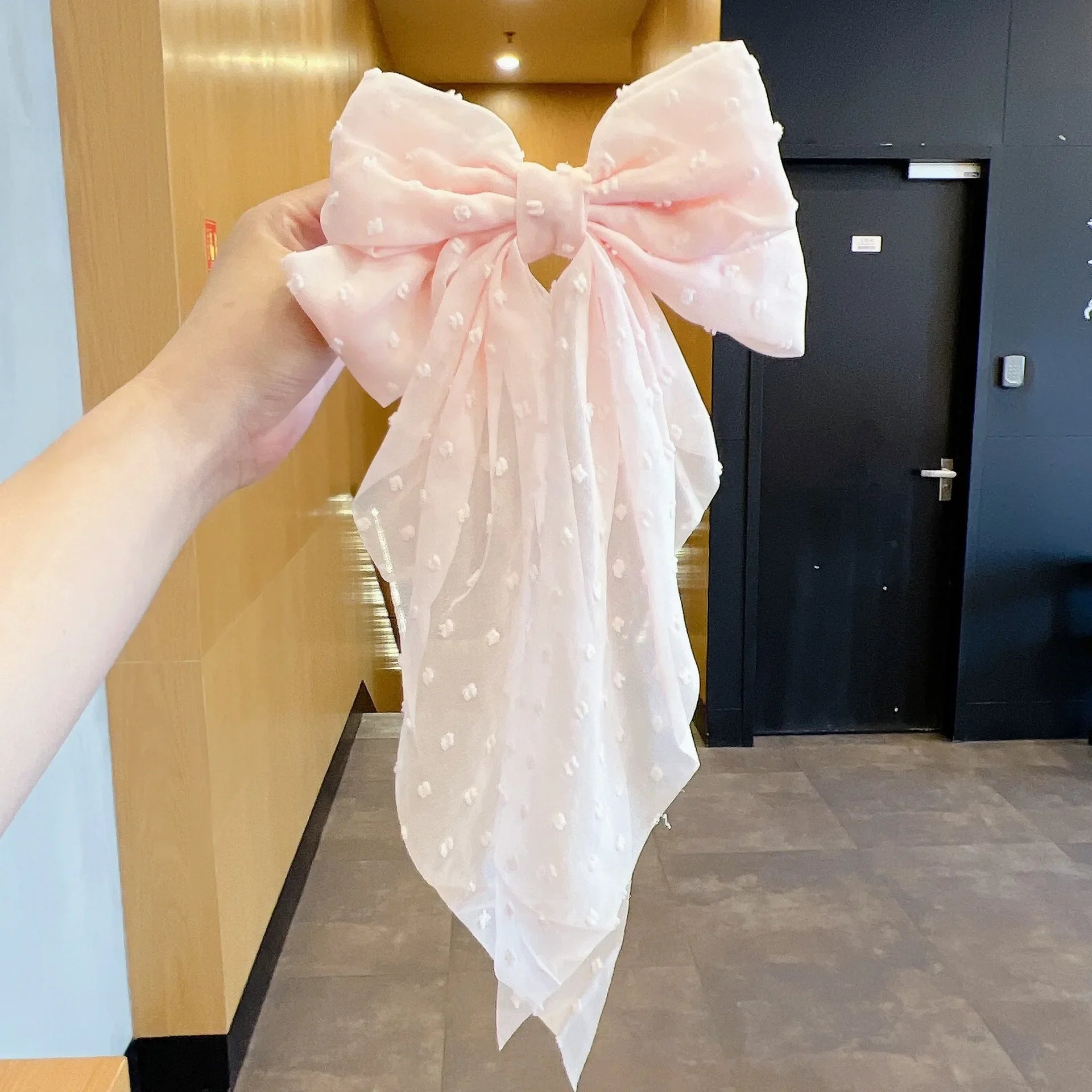 StreamerBow™ Oversized Hair Bow Clip - Trend Vibes - 